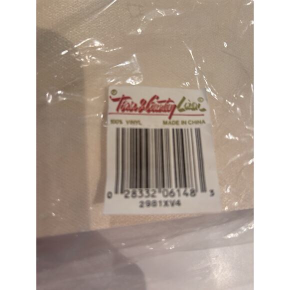 4 New Vintage Town & Country Vinyl Christmas Holiday Placemats Poinsetta 18x12 - Picture 3 of 6